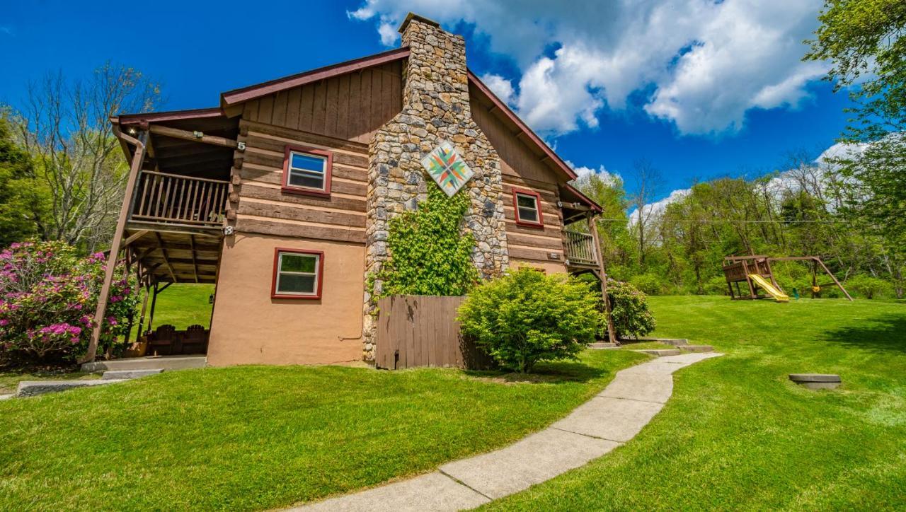 Swiss Mountain Village Blowing Rock Bagian luar foto